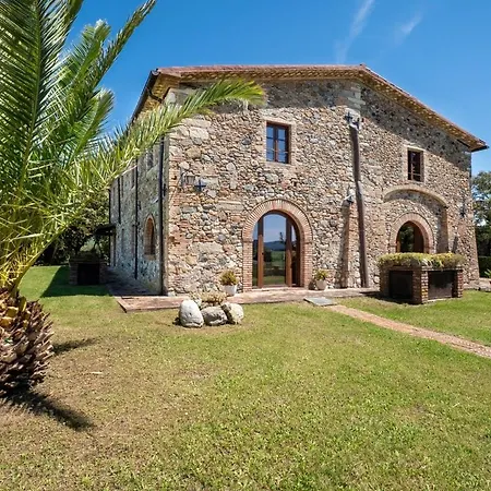 Villa La Lespa W-pool Biliardo And View